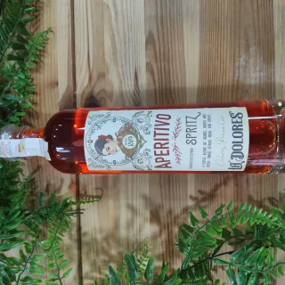 Un spritz con sello bilbilitano Este spritz, ideal para el momento del aperitivo, combina vino blanco con aromas frutales y notas cítricas, adaptando las tendencias europeas al paladar español.